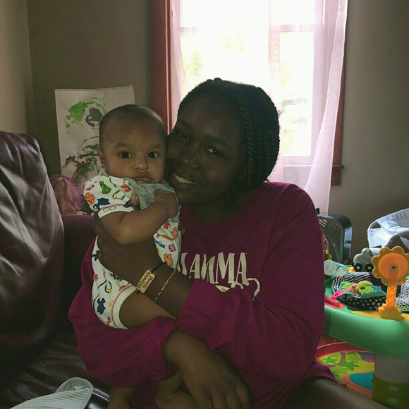 Meet your Posher, Quianna - Picture 1 of 1